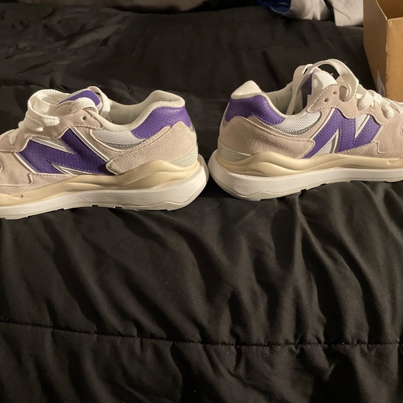 New Balance - Picture 3 of 3